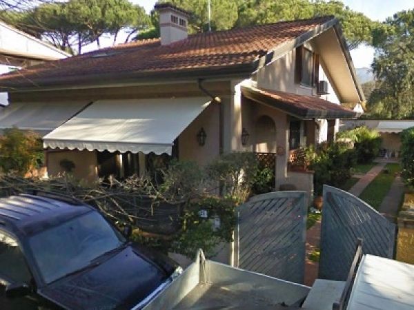 Riferimento V158 - Semi-detached House for Affitto in Vittoria Apuana