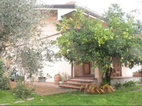 Riferimento V435 - Villa for Vendita in Turano