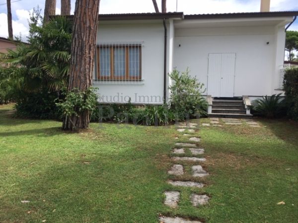 Riferimento V637 - Semi-detached House for Affitto in Cinquale
